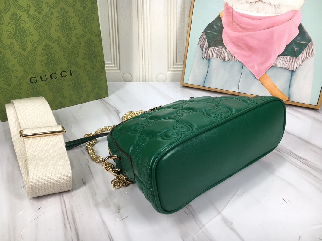 Modern 6798 Gucci AAA Quality Messenger Bags For Women