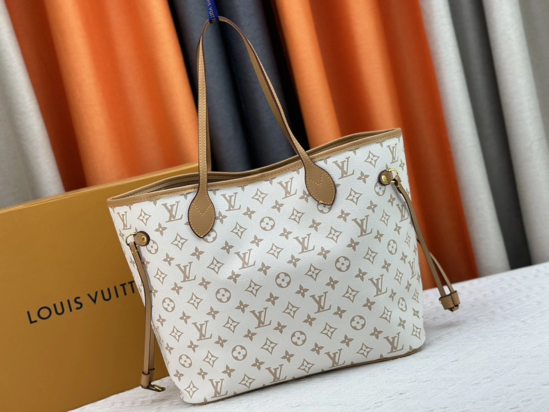 Modern 6847 Louis Vuitton AAA Quality Shoulder Bags For Women
