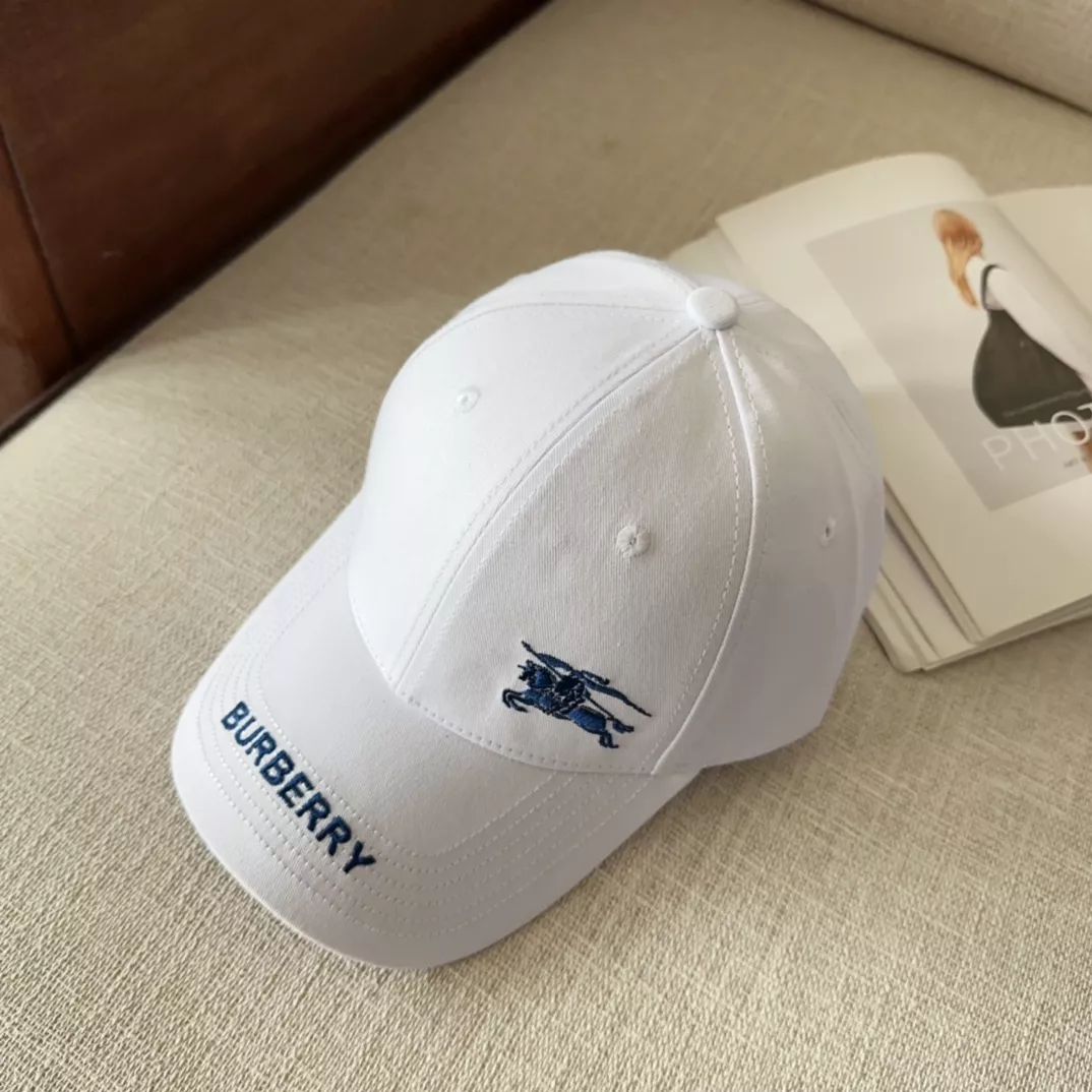 Modern 6922 Burberry Caps