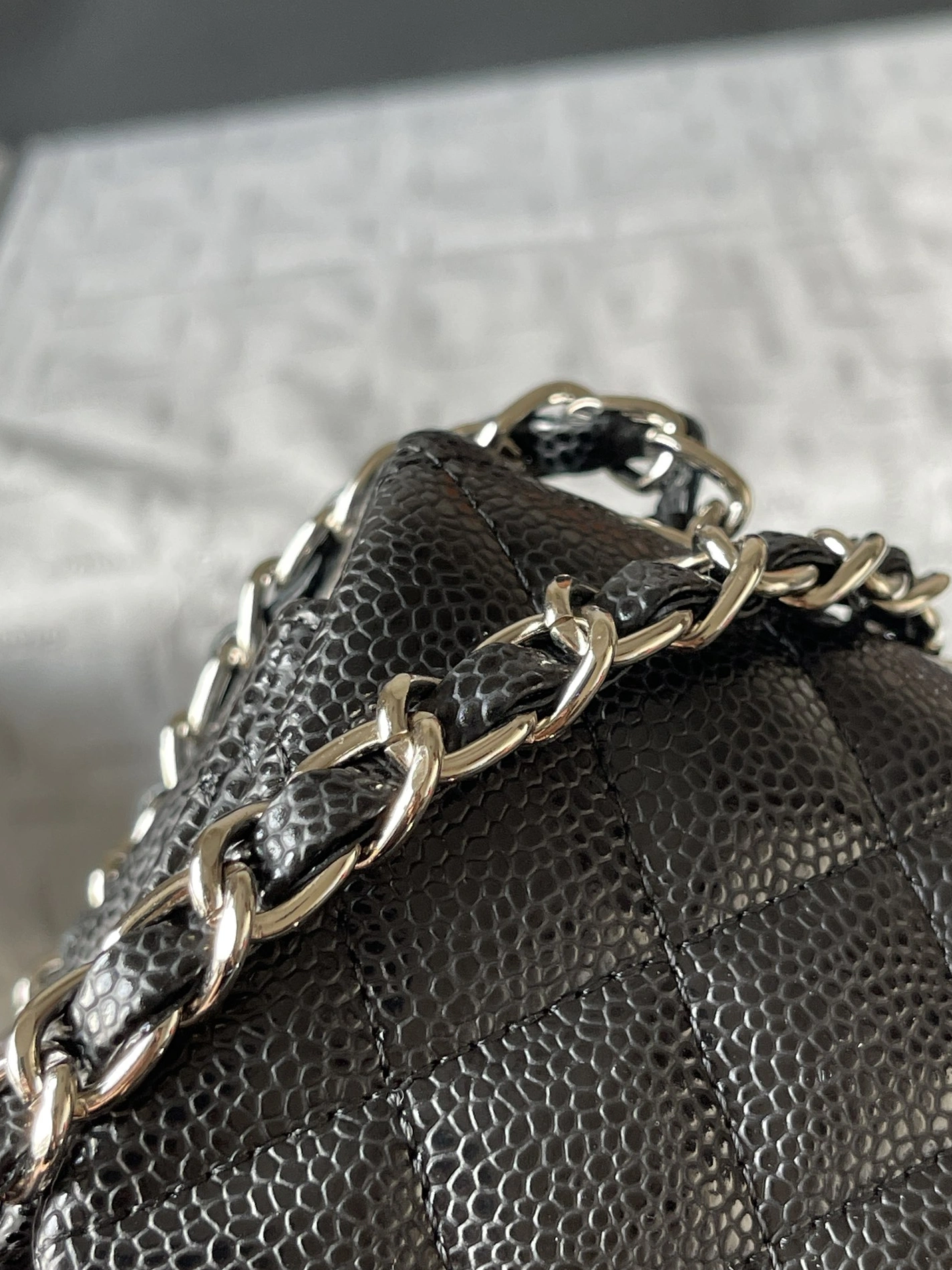 Modern 7009 Chanel AAA Quality Messenger Bags For Women