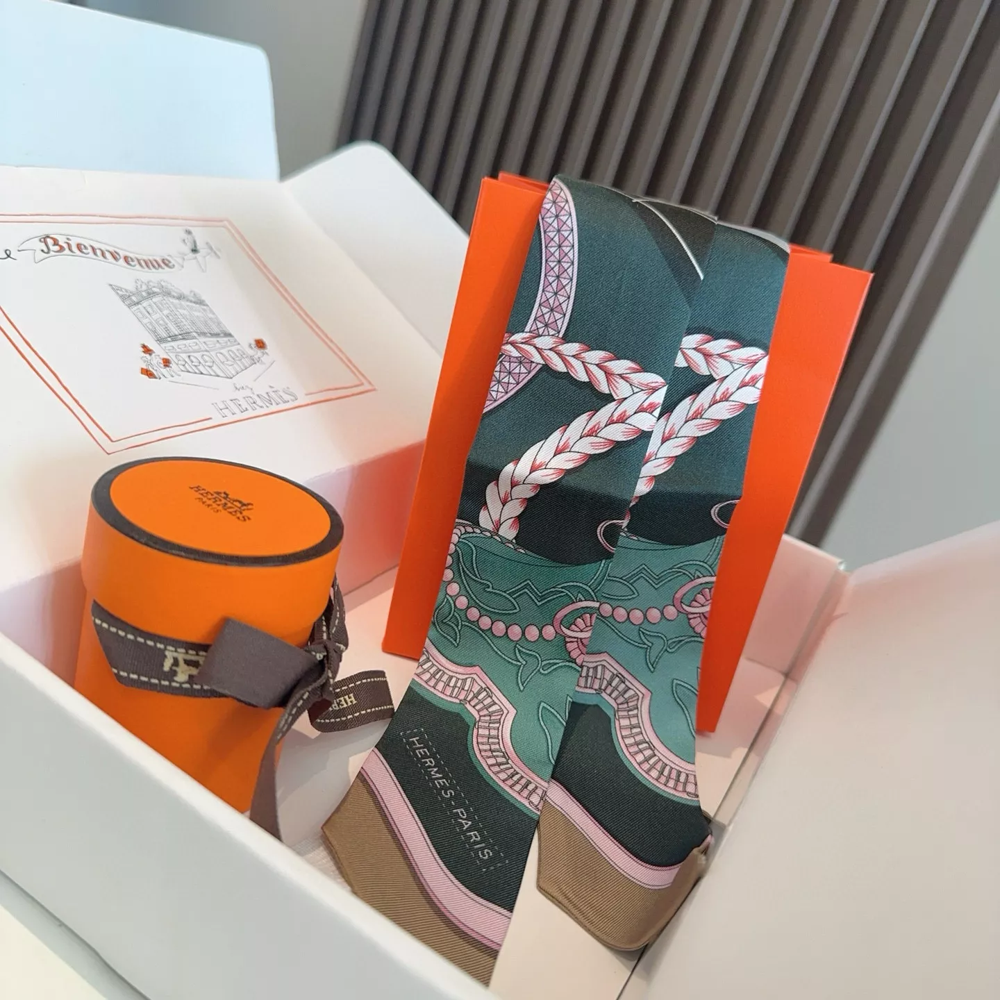 Modern 7064 Hermes Silk Scarf
