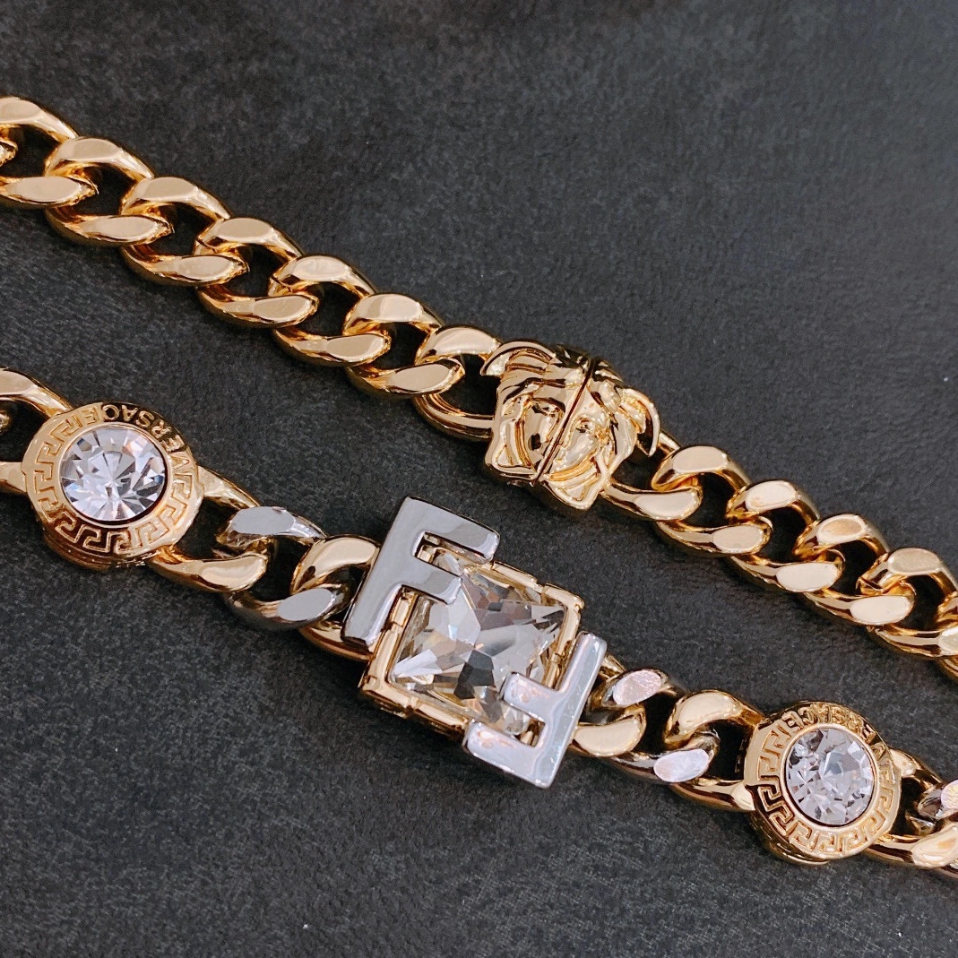 Modern 7137 Versace Necklace