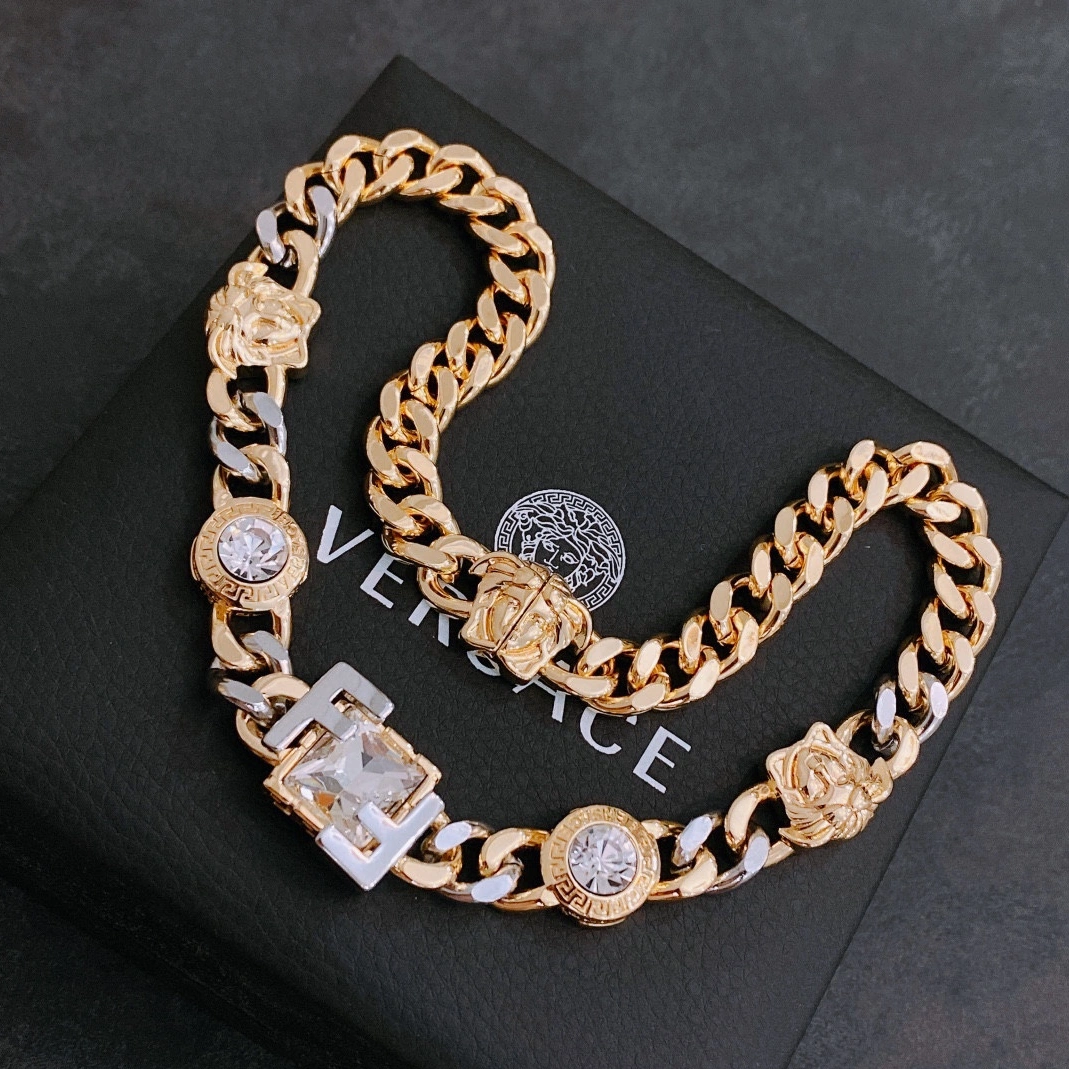 Modern 7137 Versace Necklace
