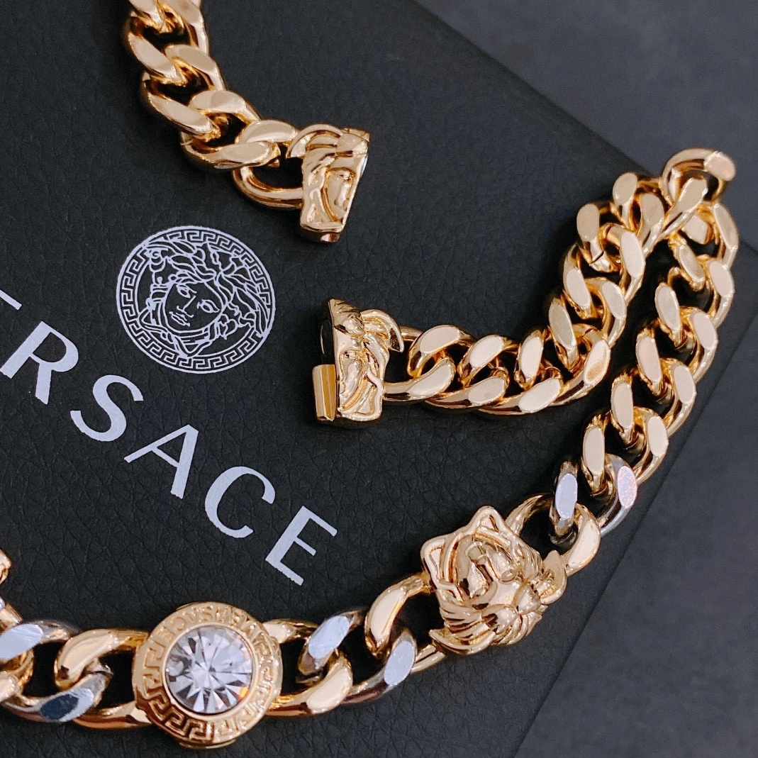 Modern 7137 Versace Necklace