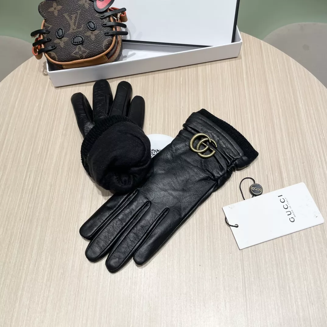 Modern 7287 Gucci Gloves For Women
