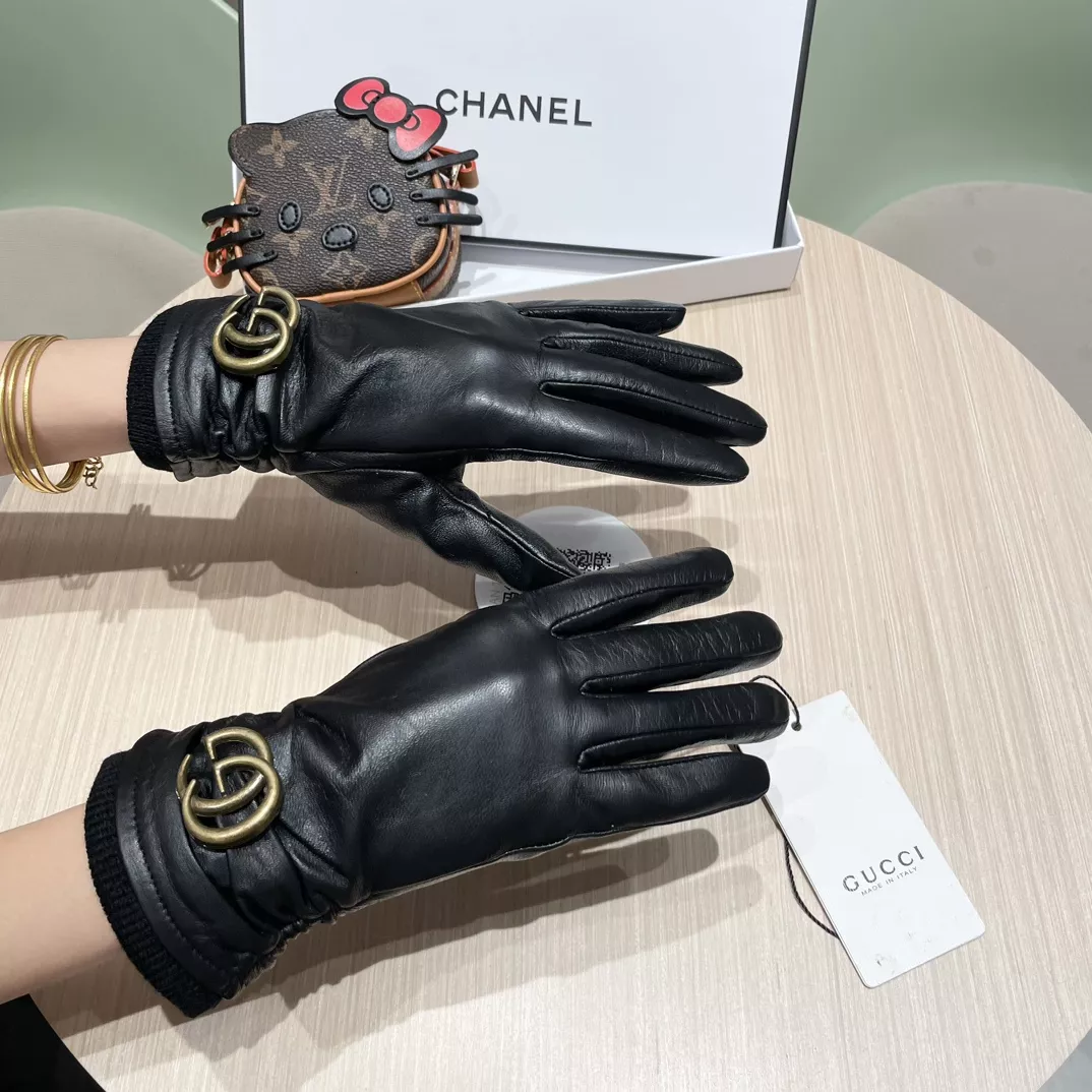 Modern 7287 Gucci Gloves For Women