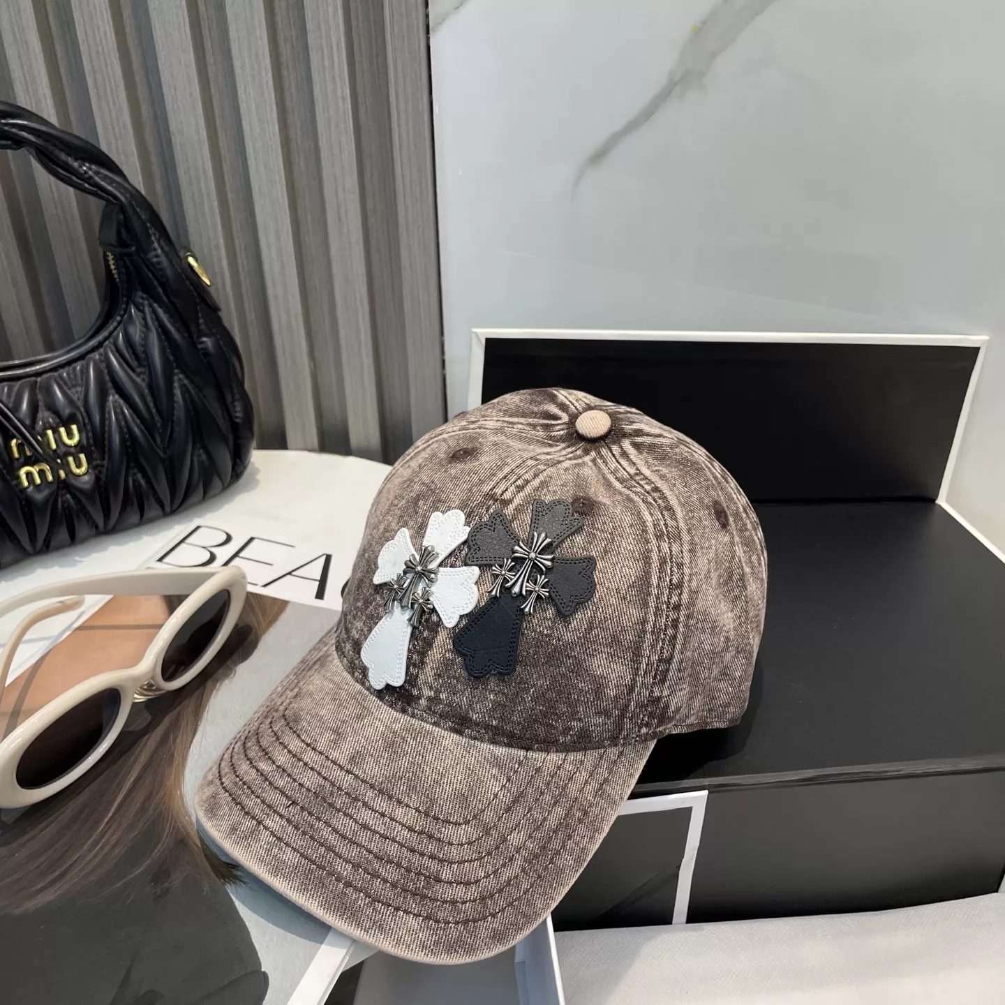 Modern 7298 Chrome Hearts Caps
