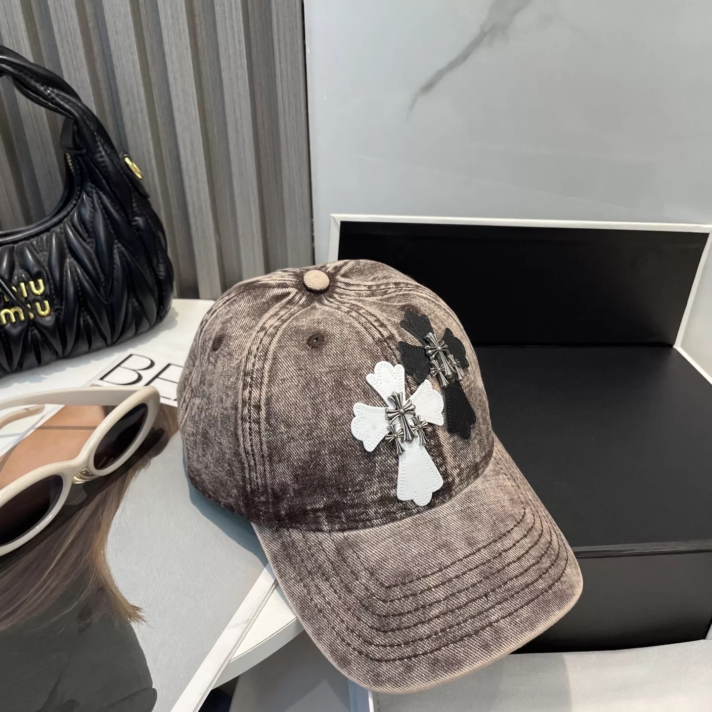 Modern 7298 Chrome Hearts Caps