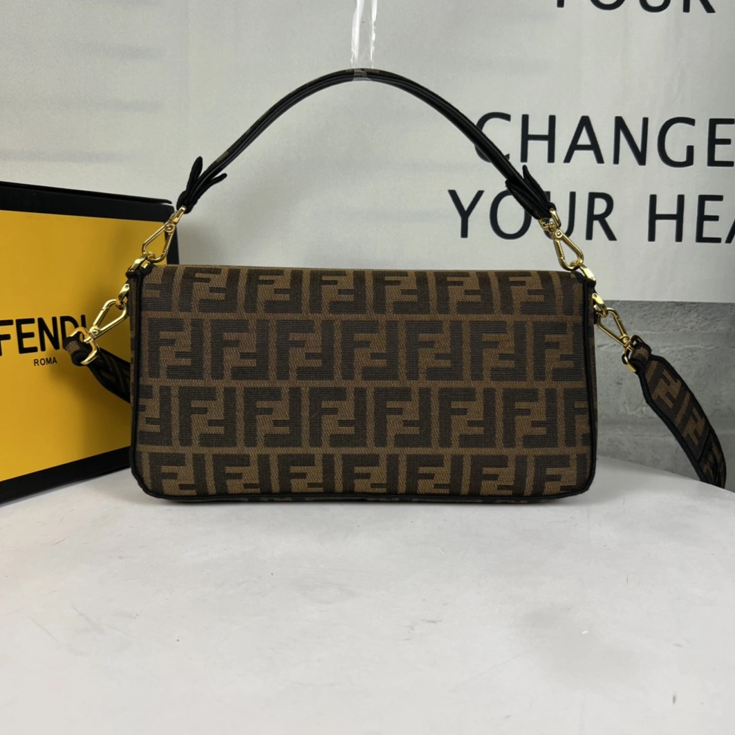 Modern 7439 Fendi AAA Quality Messenger Bags For Women