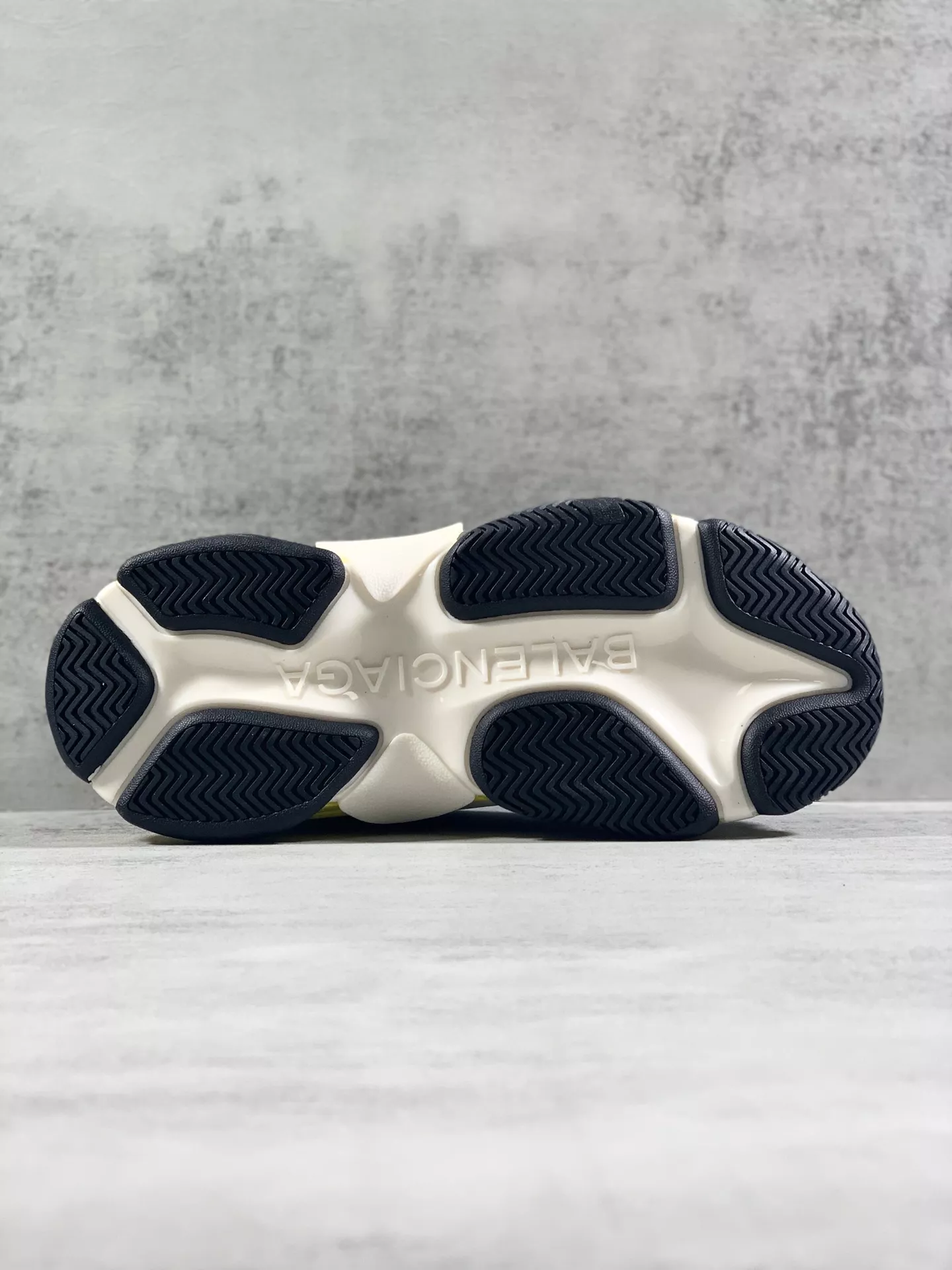 Modern 7441 Balenciaga Casual Shoes For Men
