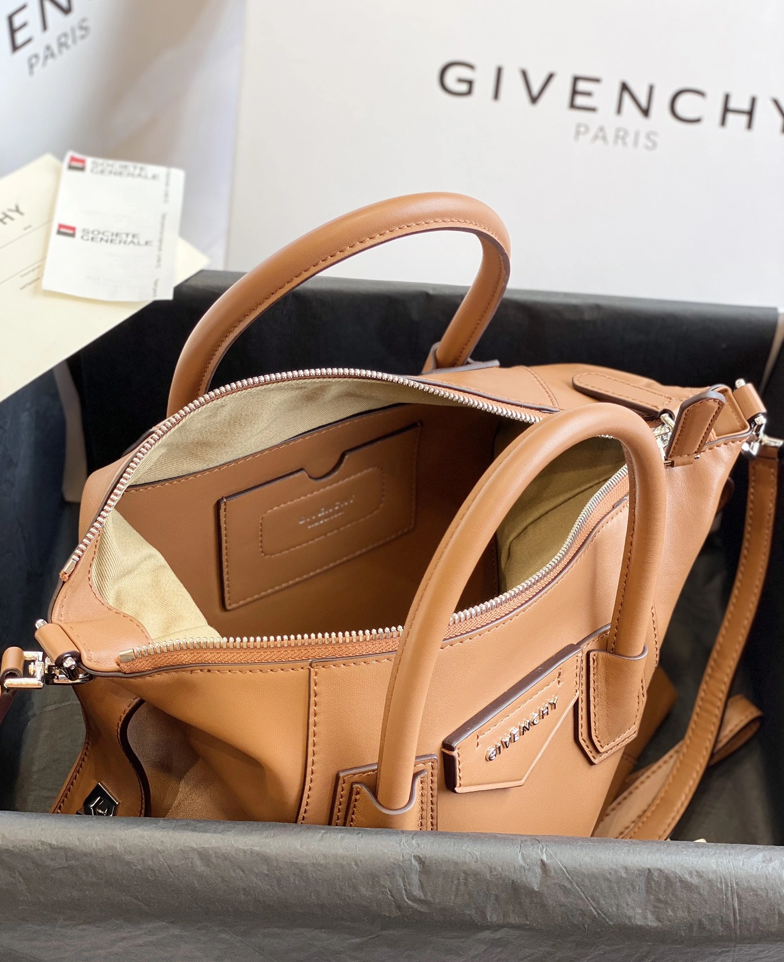 Modern 7493 Givenchy AAA Quality Handbags For Women
