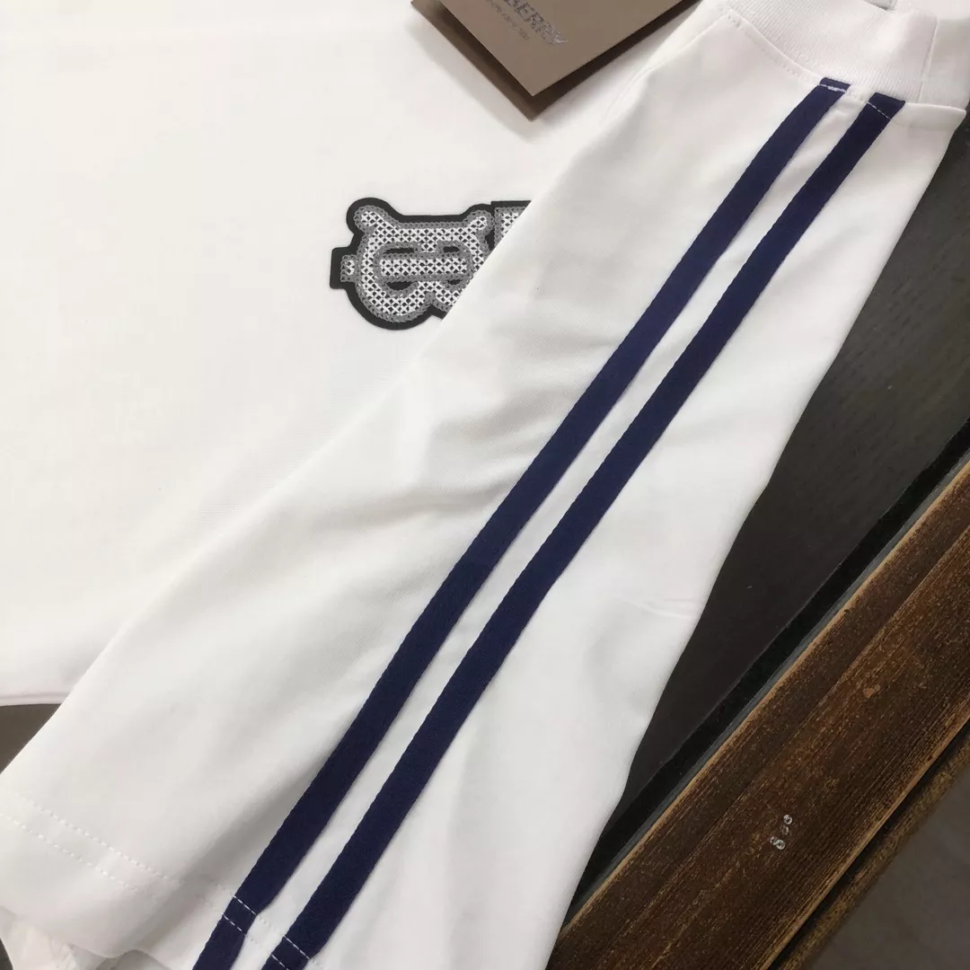 Modern 7576 Burberry Tracksuits Short Sleeved For Unisex
