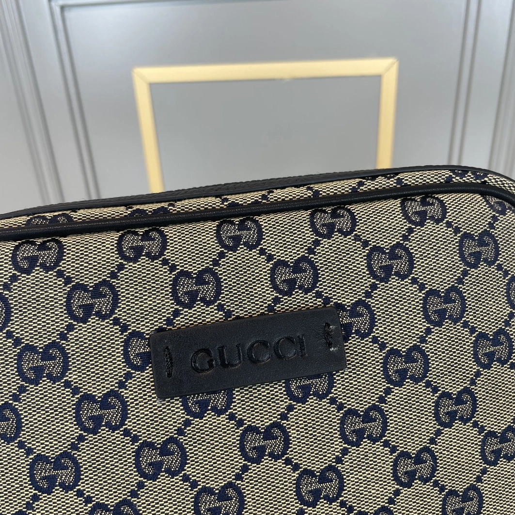 Modern 7667 Gucci AAA Man Messenger Bags