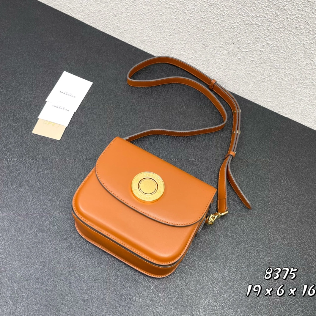 Modern 7751 Burberry AAA Quality Messenger Bags For Women