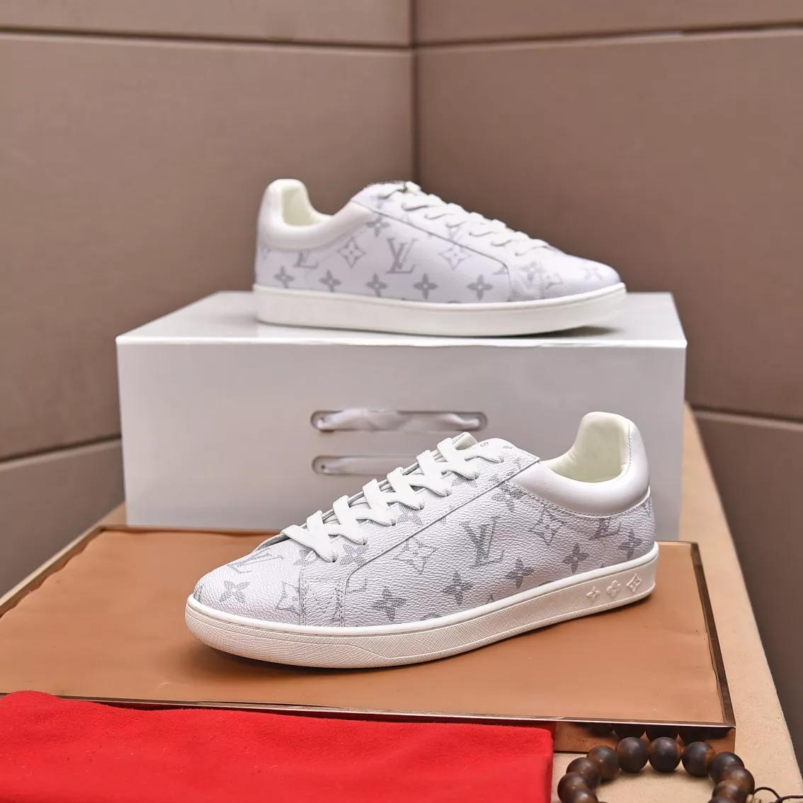 Modern 7884 Louis Vuitton Casual Shoes For Men