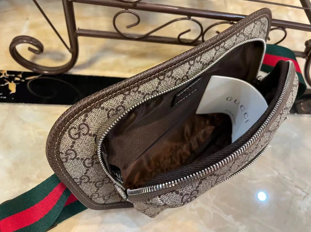 Modern 8040 Gucci AAA Quality Belt Bags