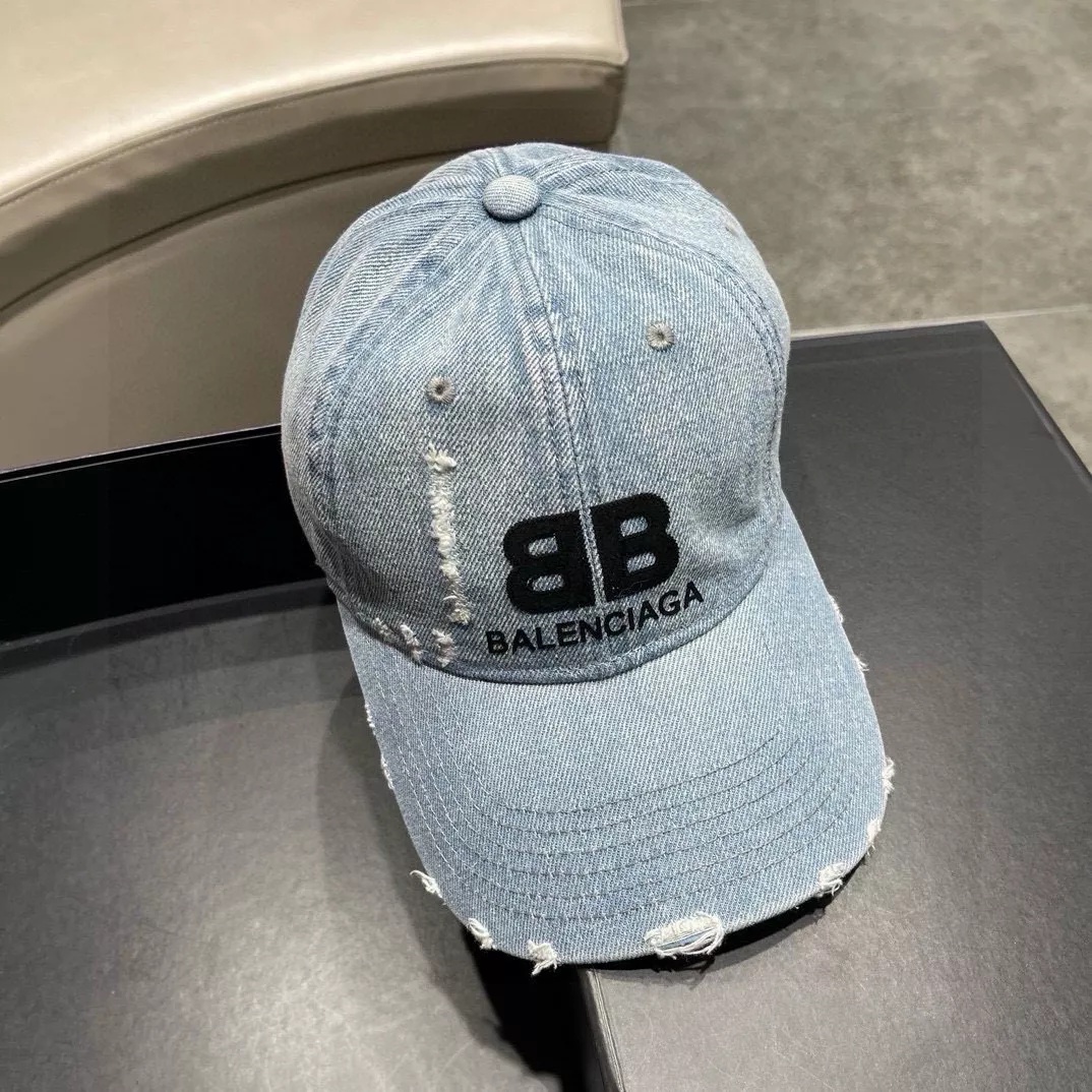 Modern 8153 Balenciaga Caps