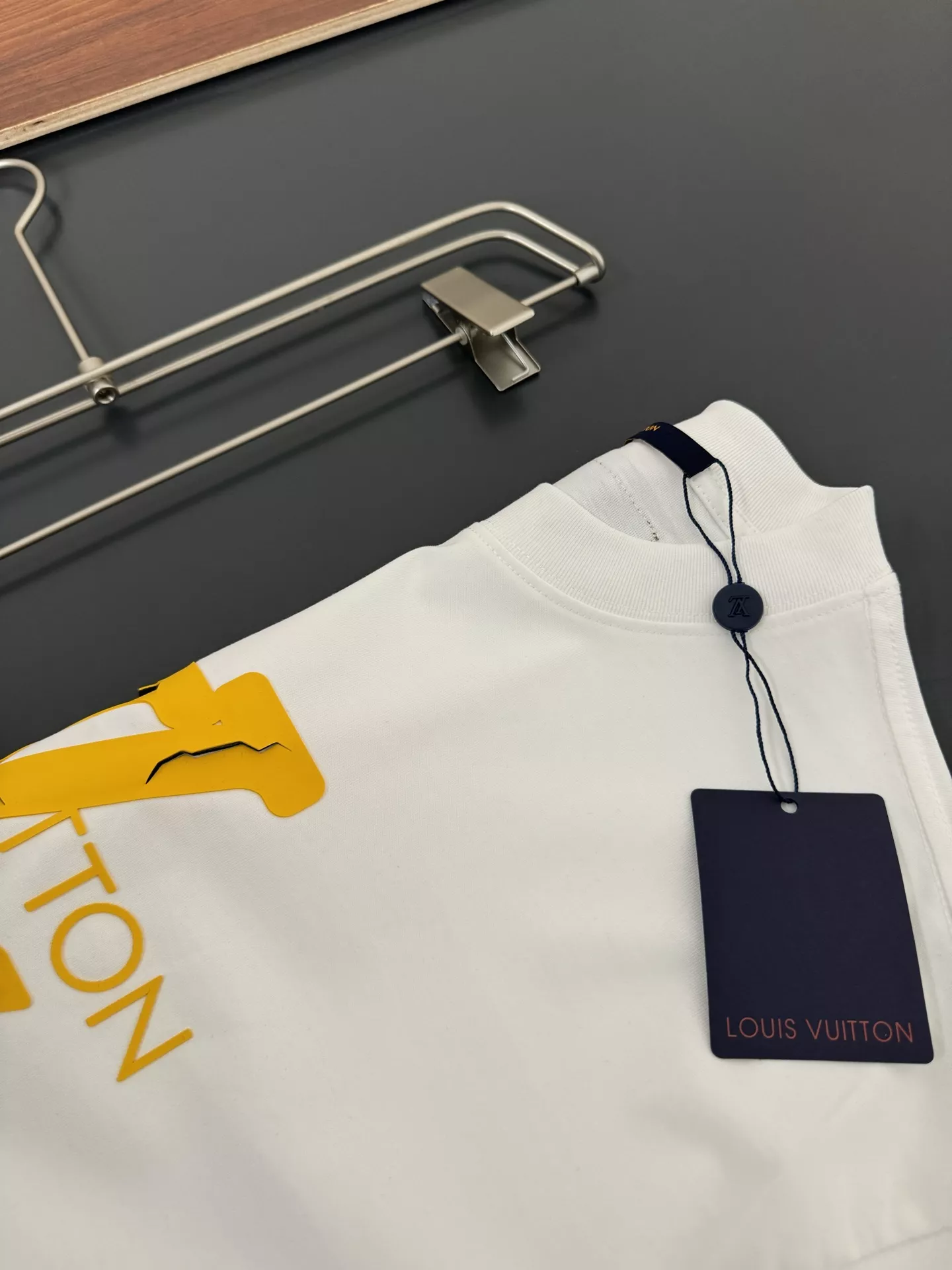 Modern 8162 Louis Vuitton LV T-Shirts Short Sleeved For Unisex