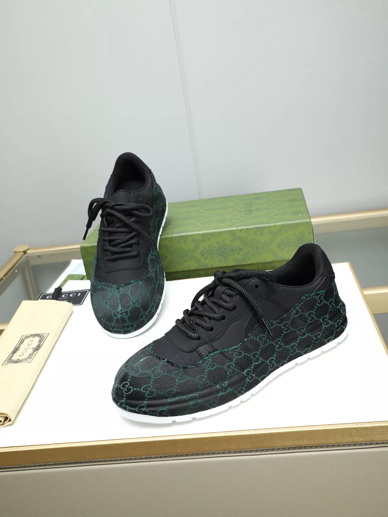 Modern 8208 Gucci Casual Shoes For Men