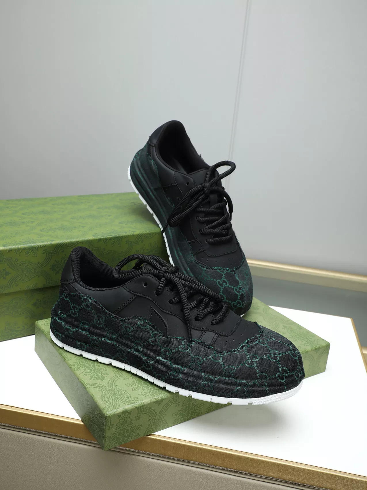Modern 8208 Gucci Casual Shoes For Men
