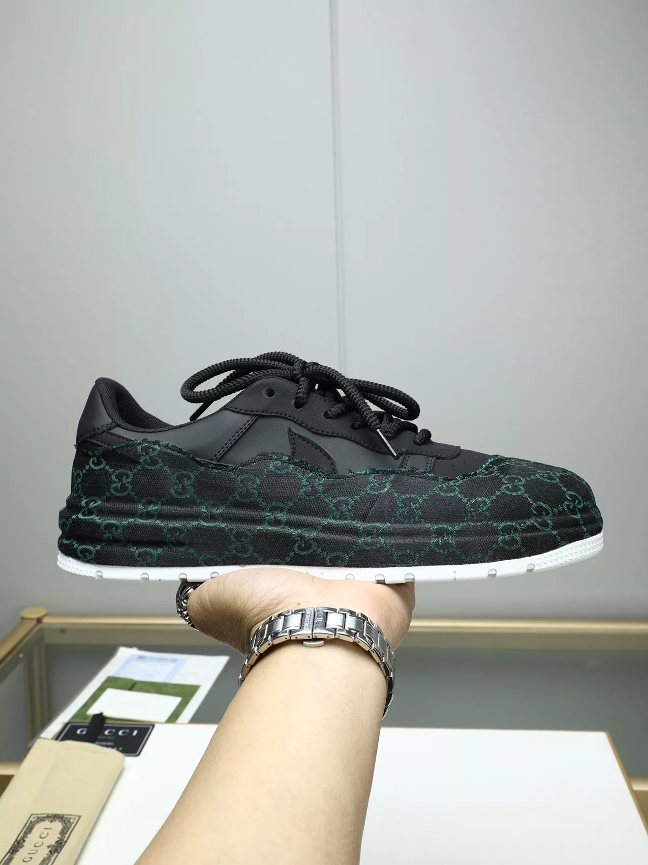 Modern 8208 Gucci Casual Shoes For Men