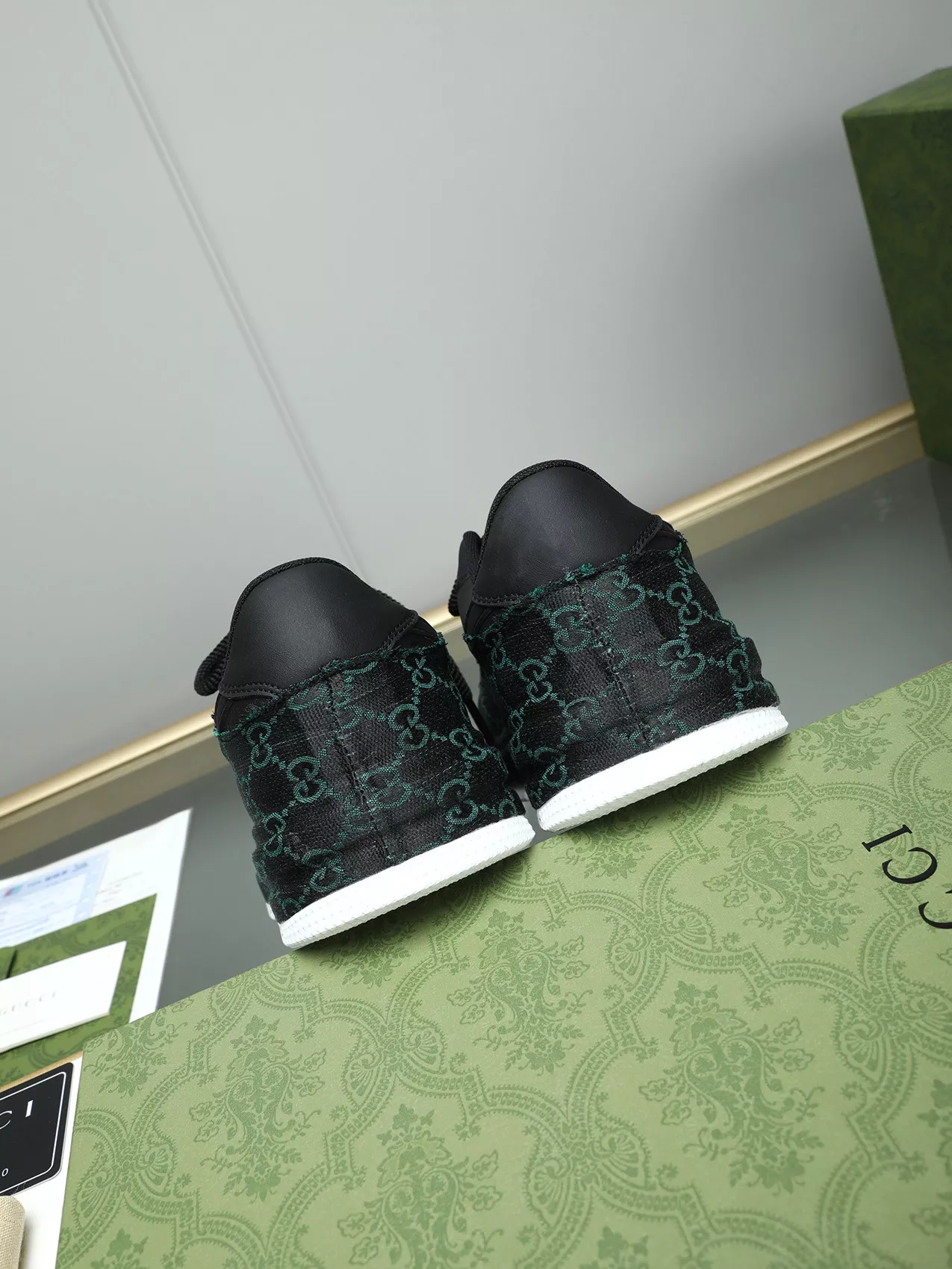 Modern 8208 Gucci Casual Shoes For Men