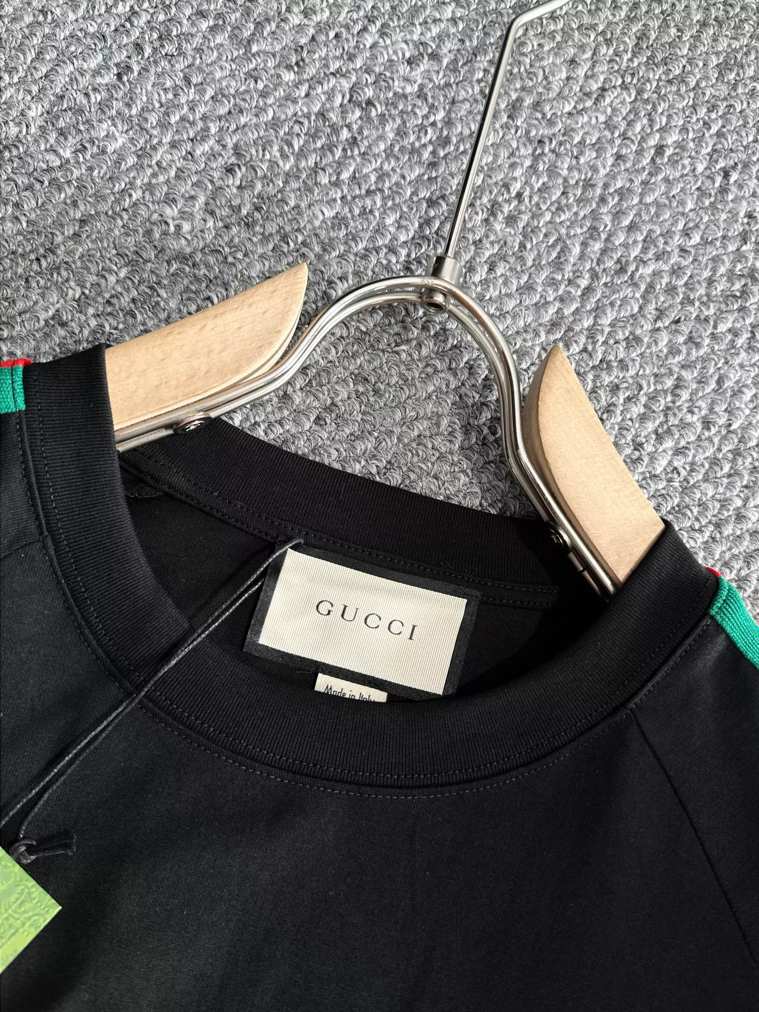 Modern 8222 Gucci T-Shirts Short Sleeved For Unisex