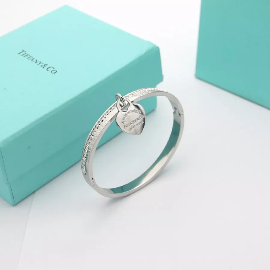 Modern 8272 Tiffany Bracelets