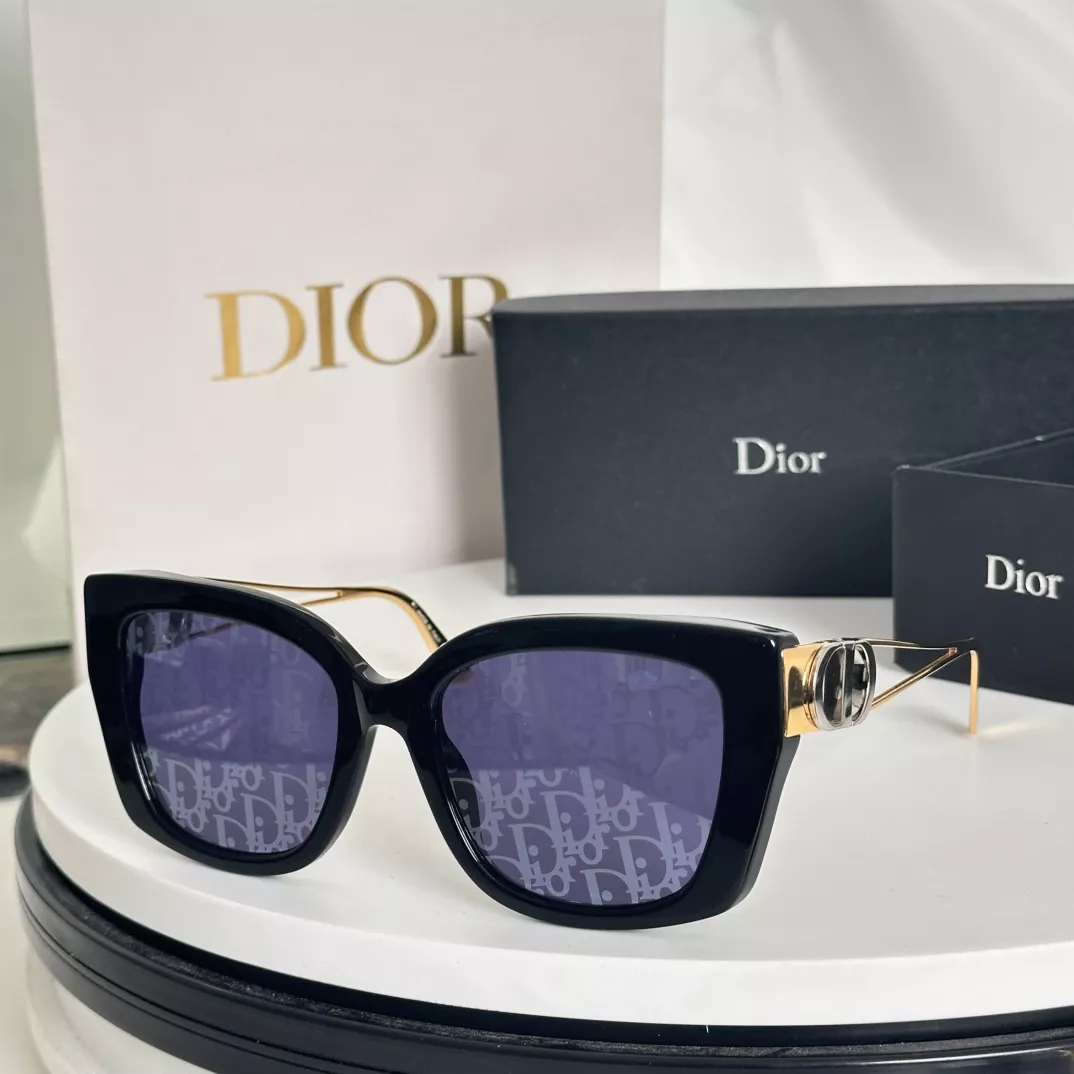 Modern 8274 Christian Dior AAA Quality Sunglasses