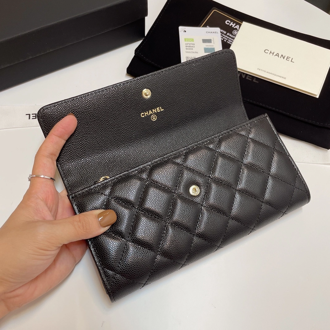 Modern 8304 Chanel AAA Quality Wallets