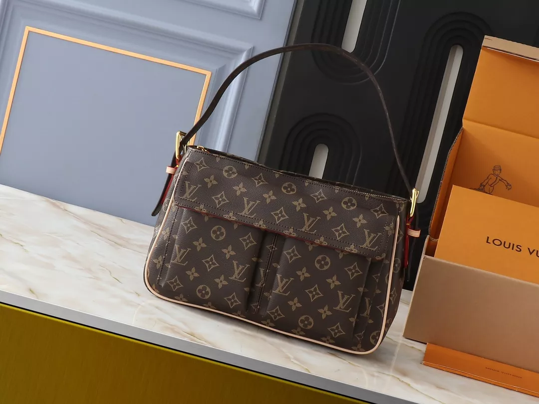 Modern 8317 Louis Vuitton AAA Quality Shoulder Bags For Women