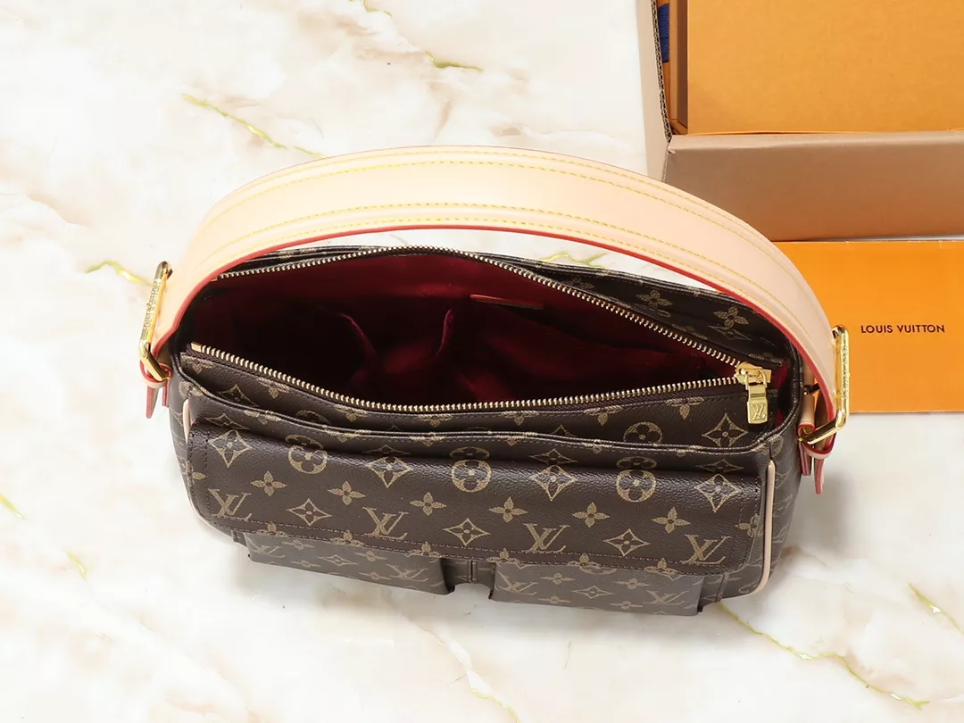 Modern 8317 Louis Vuitton AAA Quality Shoulder Bags For Women