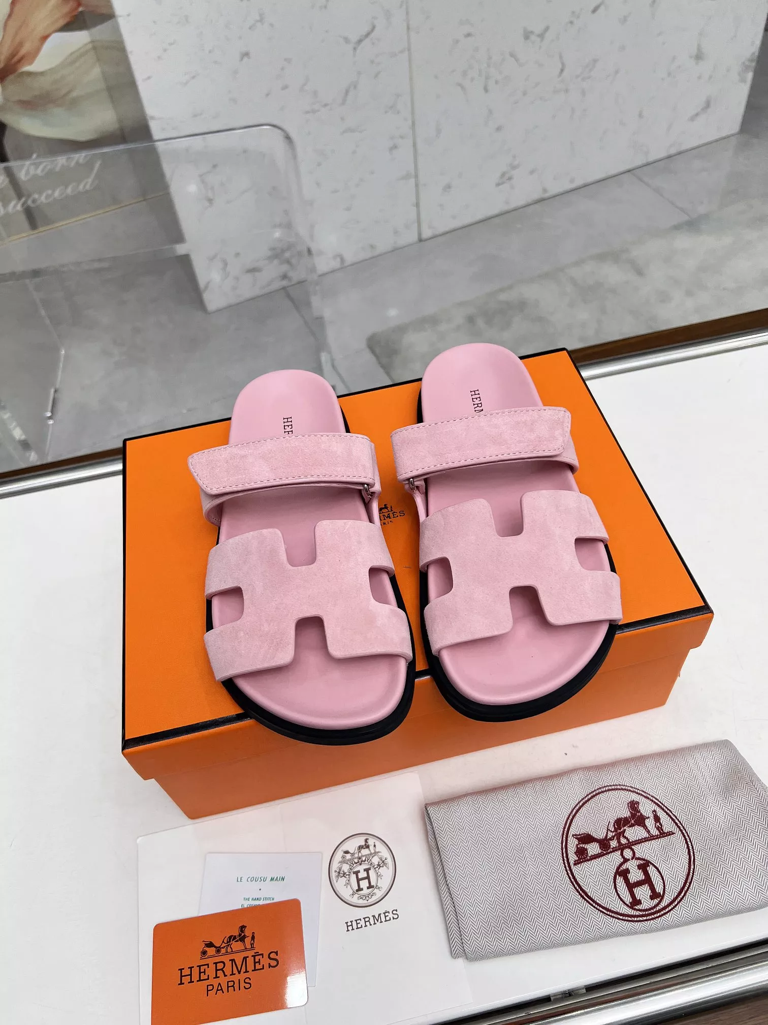 Modern 8328 Hermes Slippers For Men