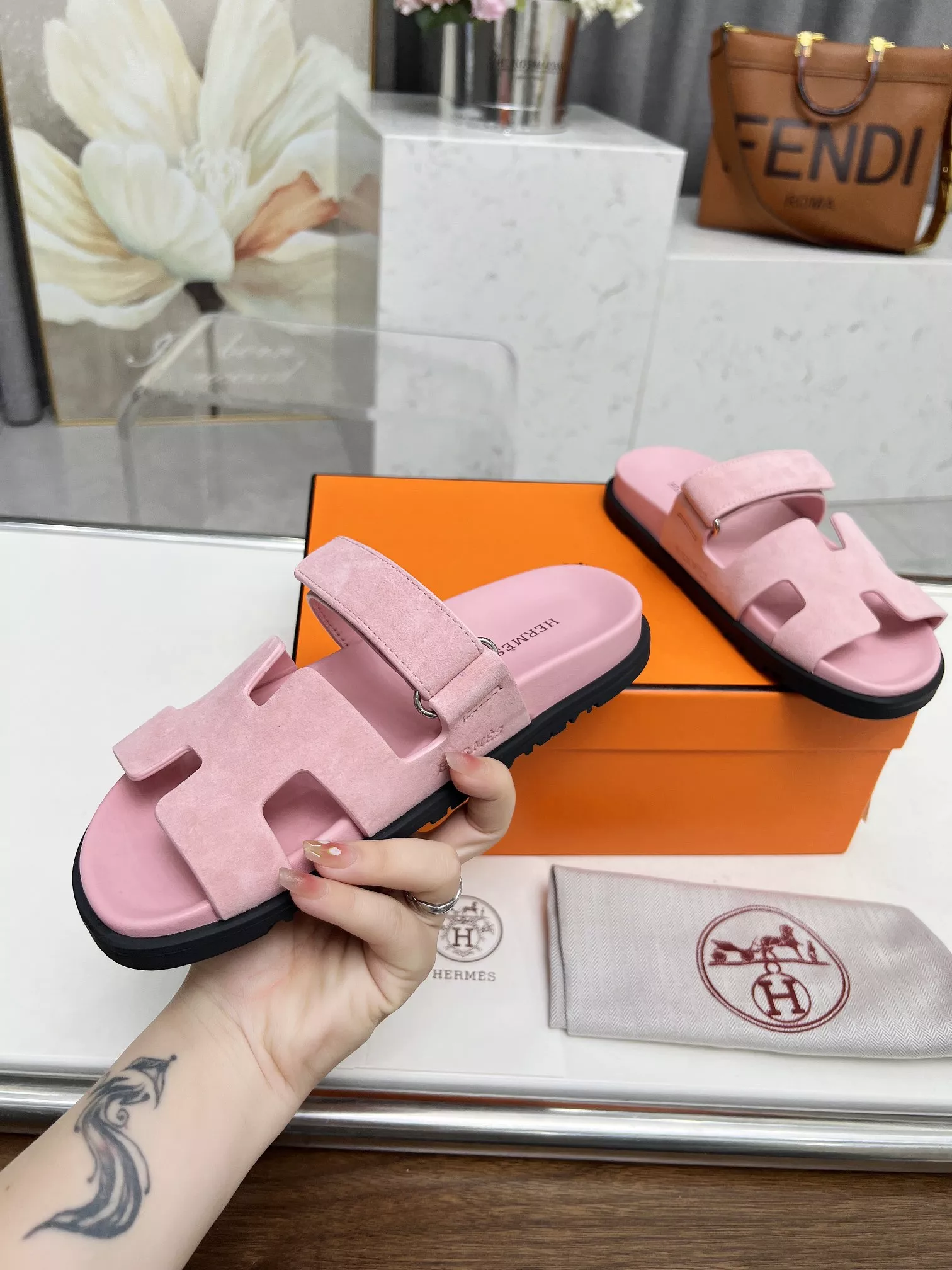 Modern 8328 Hermes Slippers For Men