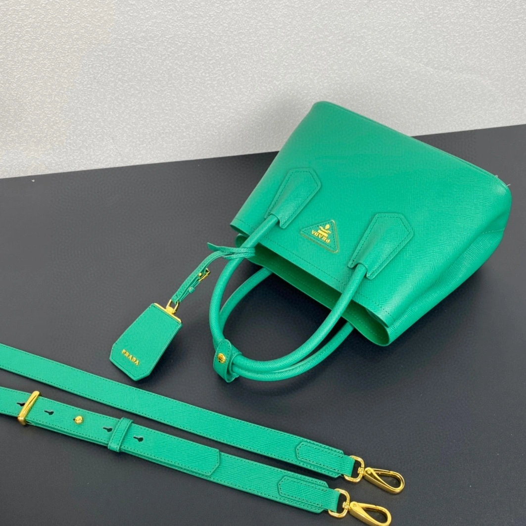 Modern 8623 Prada AAA Quality Handbags For Women