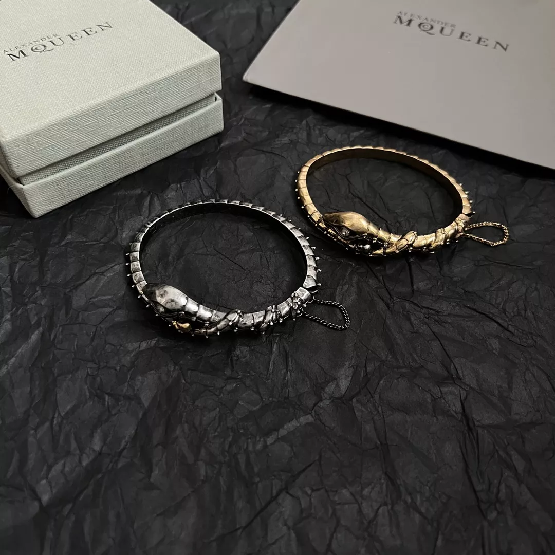 Modern 8766 Alexander McQueen Bracelets