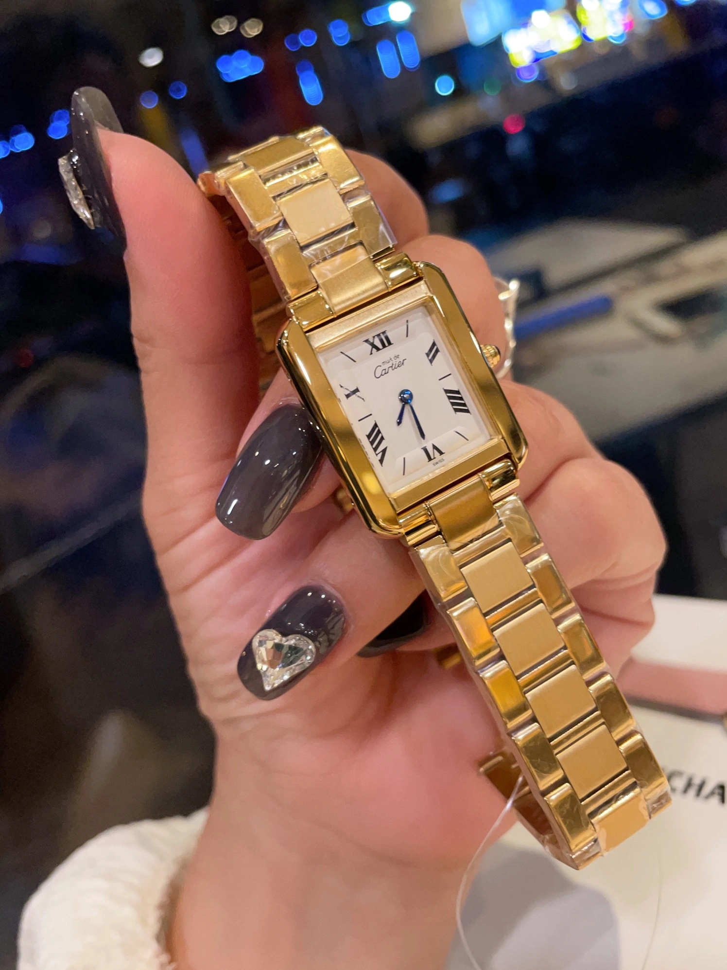 Modern 8827 Cartier AAA Quality Watches For Women