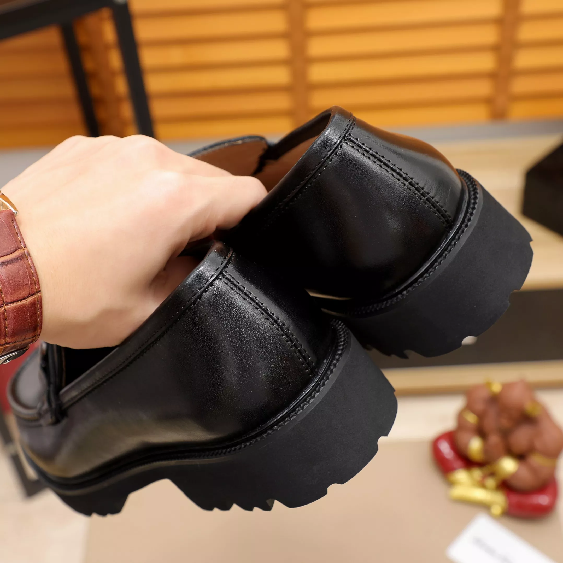 Modern 8942 Salvatore Ferragamo Leather Shoes For Men