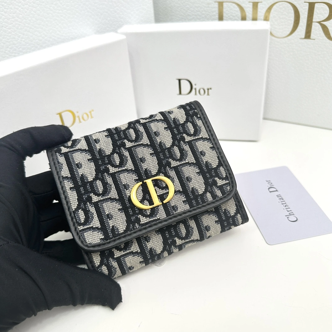 Modern 9068 Christian Dior AAA Wallets For Women
