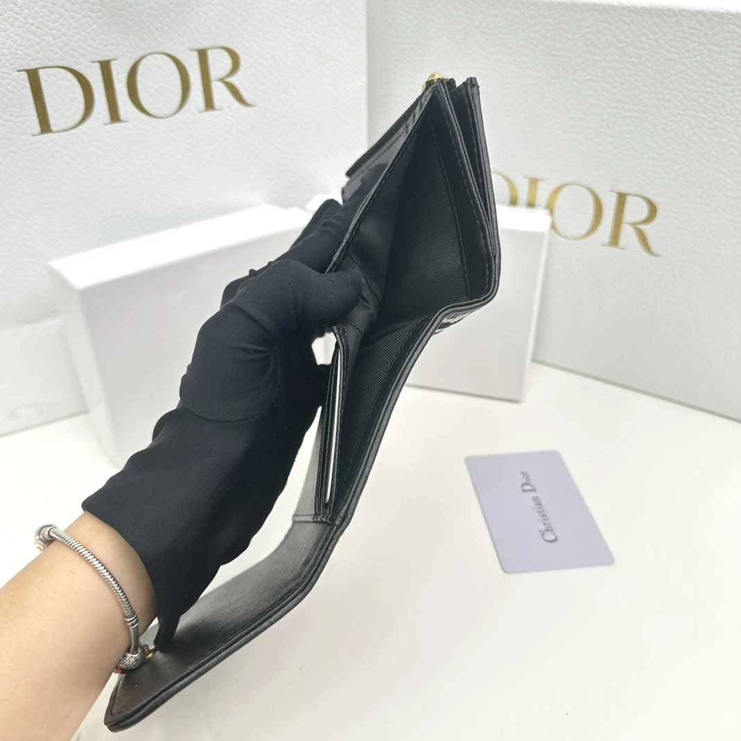 Modern 9068 Christian Dior AAA Wallets For Women