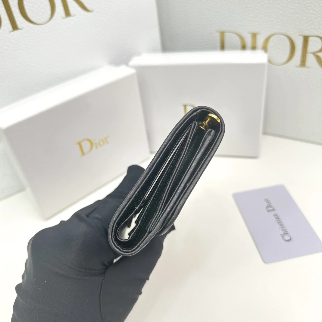 Modern 9068 Christian Dior AAA Wallets For Women