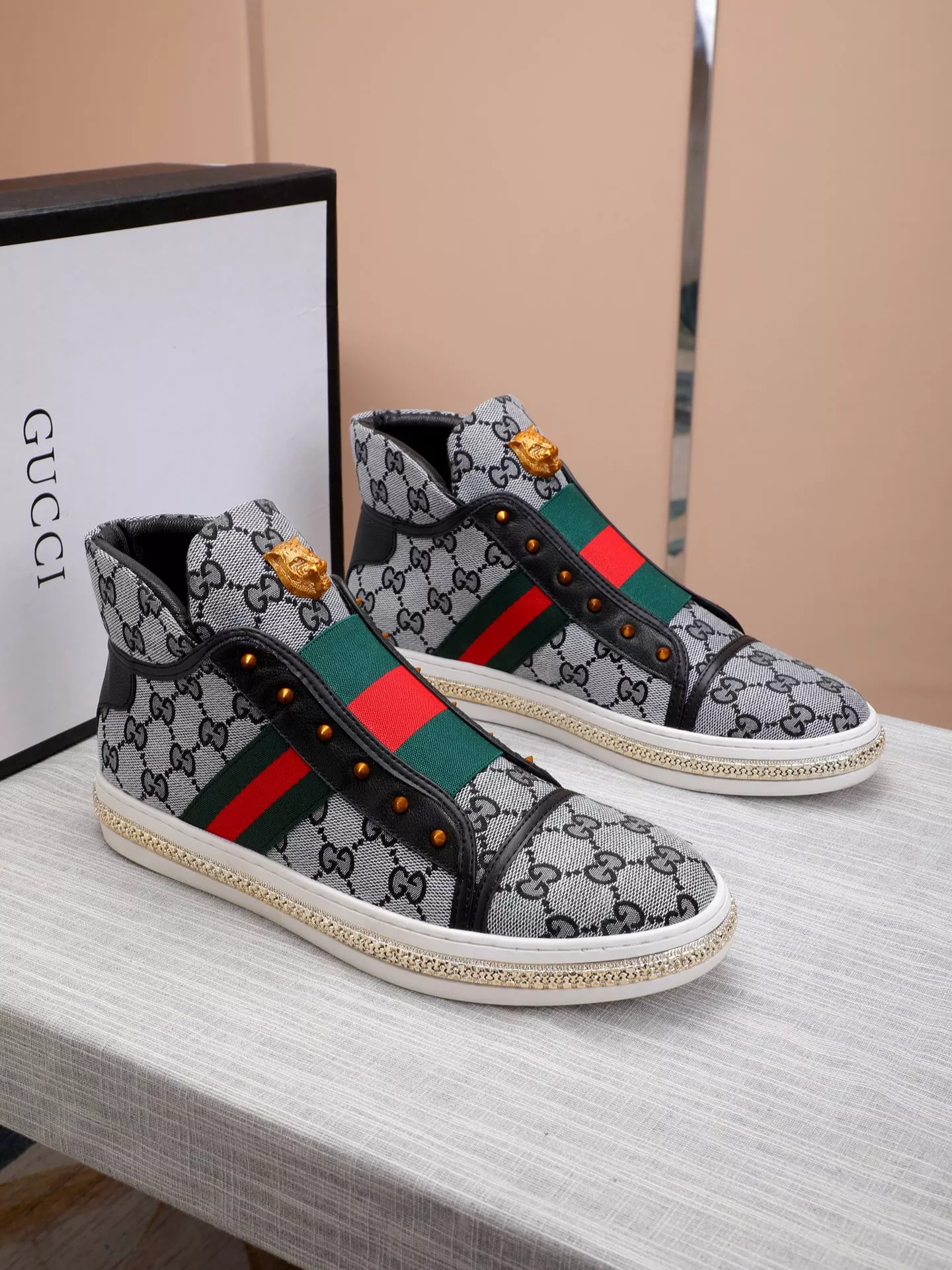 Modern 9104 Gucci High Tops Shoes For Men