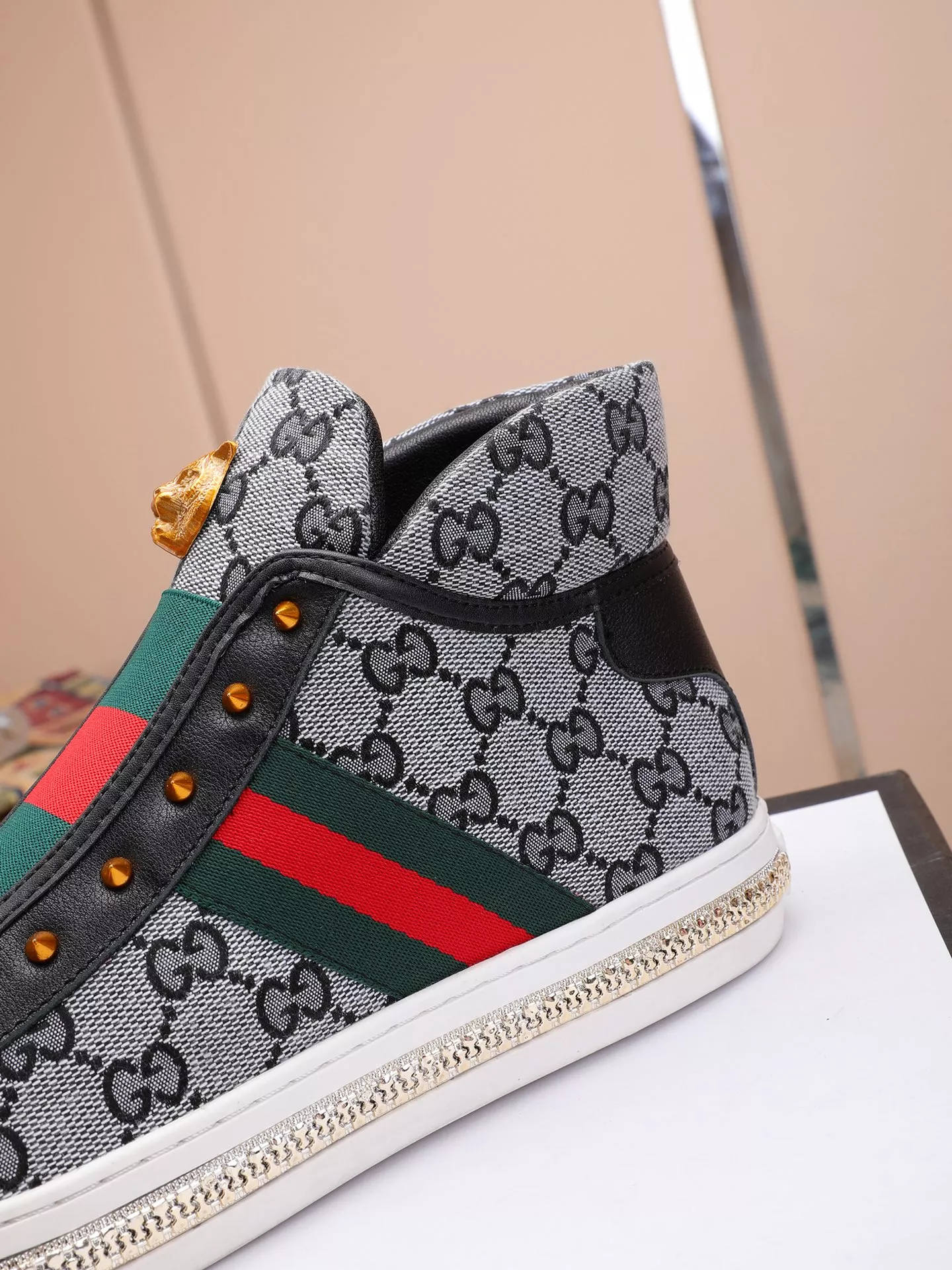 Modern 9104 Gucci High Tops Shoes For Men