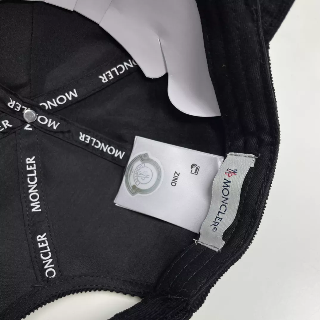 Modern 9145 Moncler Caps