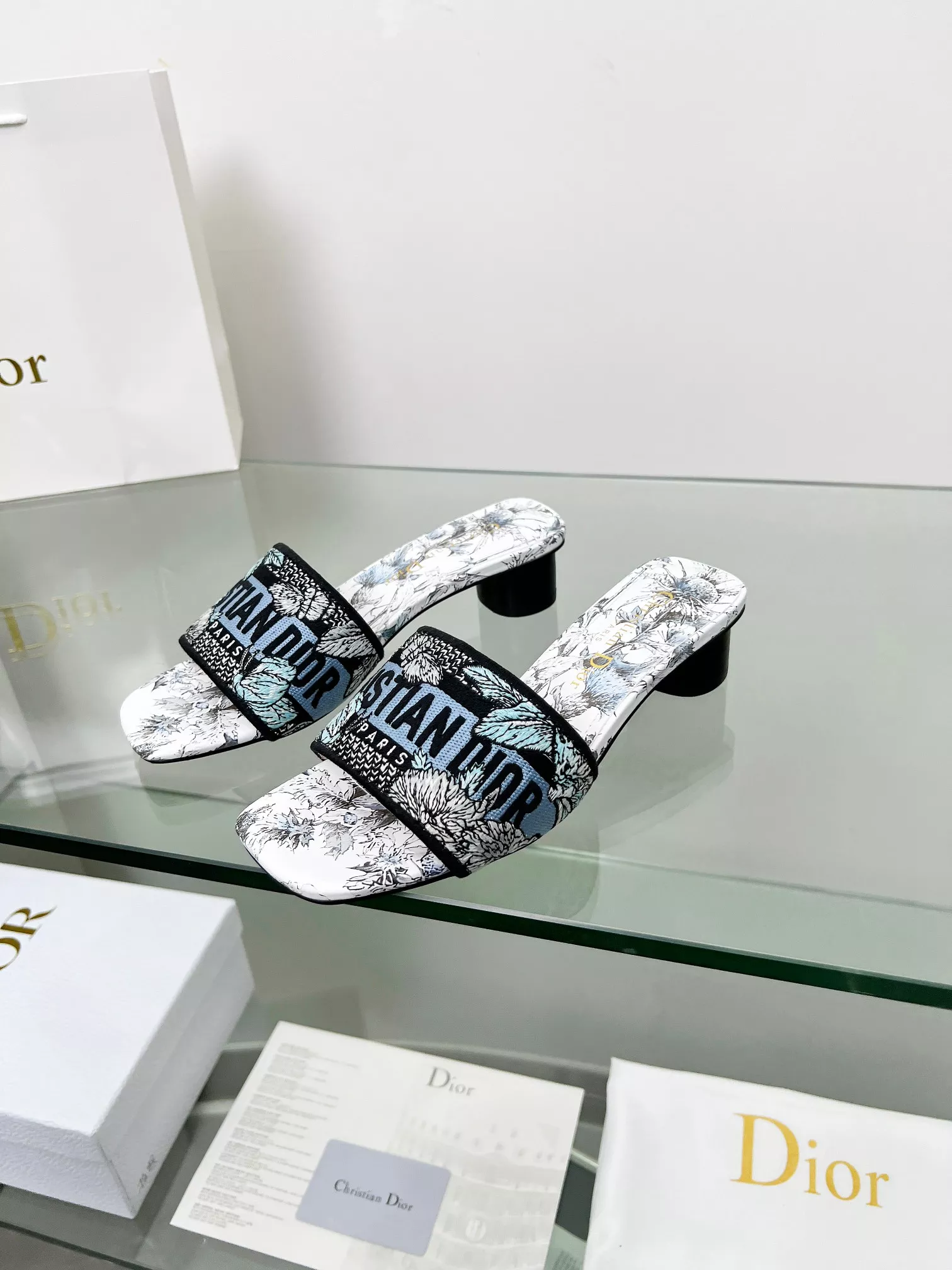 Modern 9414 Christian Dior Slippers For Women