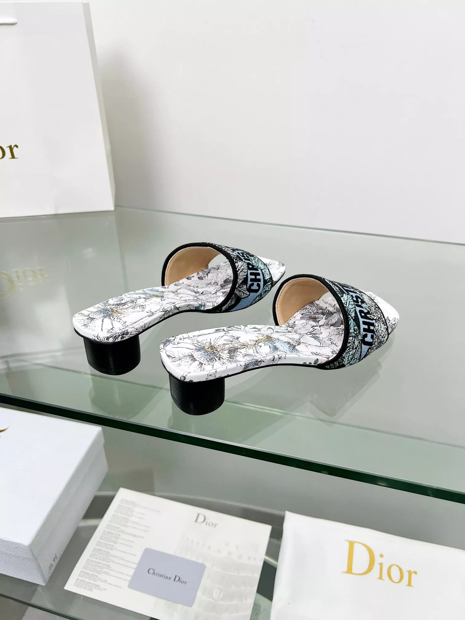 Modern 9414 Christian Dior Slippers For Women