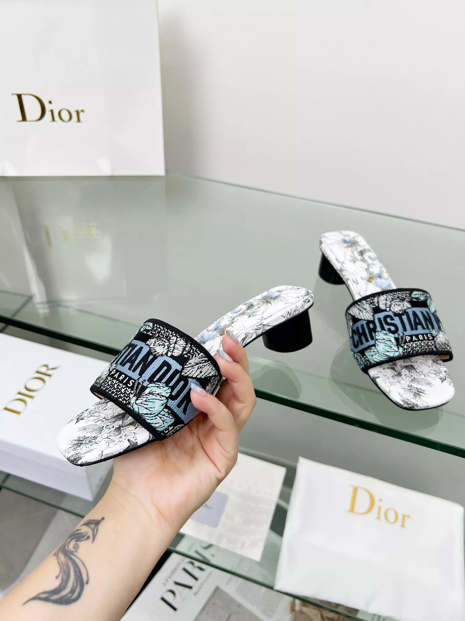 Modern 9414 Christian Dior Slippers For Women