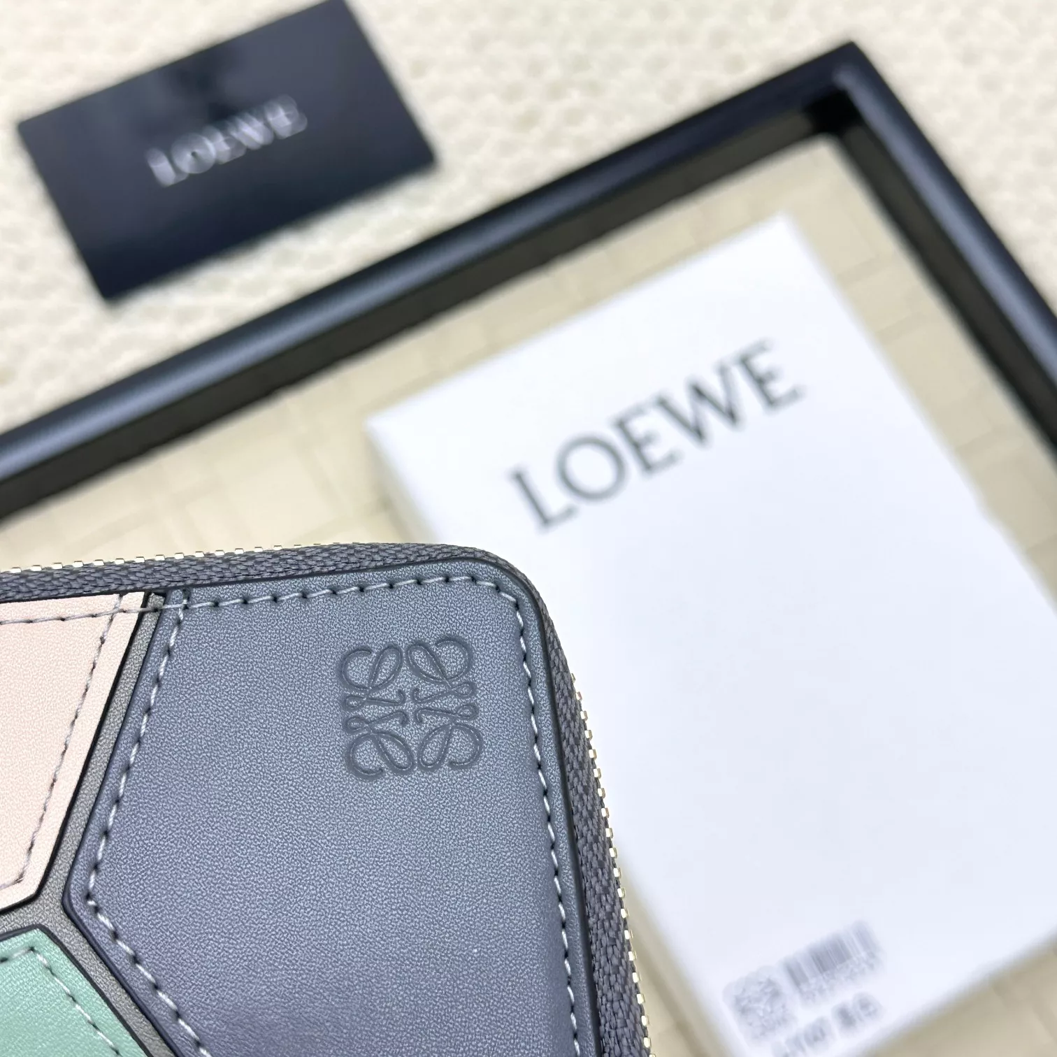 Modern 9415 LOEWE Card Case