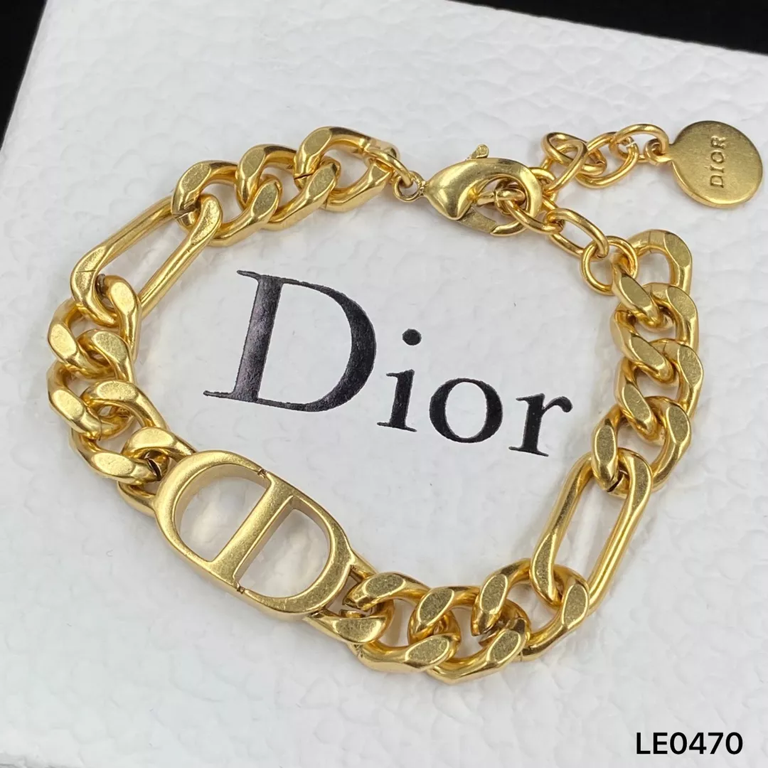 Modern 9437 Christian Dior Jewelry Set