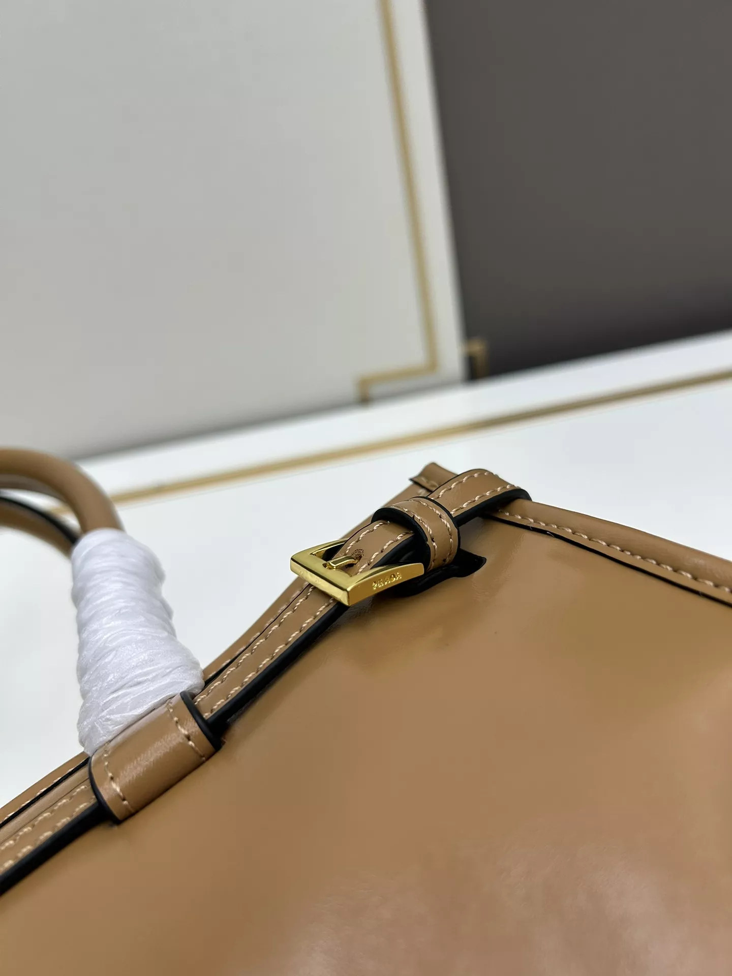 Modern 9564 Prada AAA Quality Handbags For Women